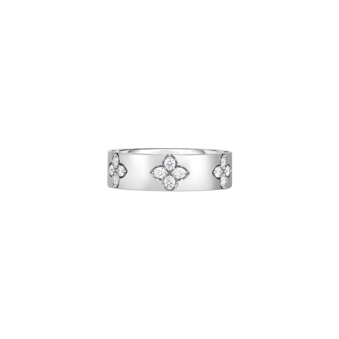18K WHITE GOLD HIGH POLISHED VERONA RING WITH 5 DIAMOND ACCENT STATIONS CONTAINING 20 ROUND DIAMONDS TOTALING 0.45CTS